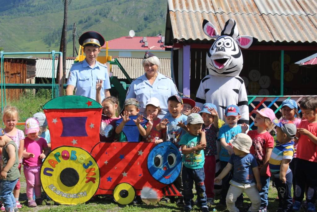 Подслушано в шебалино республика. Шебалино детский сад. Детсад новый Шебалино. Детский сад солнышко Шебалино. Село Шебалино Республика Алтай школа.