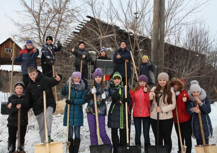 Поселок красногвардейский свердловской. Артемовский район поселок Красногвардейский школа. 14 Школа Артемовский Свердловская область. Посёлок Красногвардейский Свердловской области Артемовский район. Школа 14 Красногвардейский Артемовский.