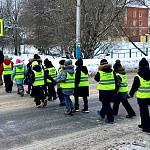  В Новгородской области интерактивная прогулка обучила детей взаимодействию с водителями транспортных средств