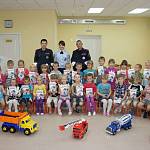 Сотрудники Госавтоинспекции Хабаровского края проводят уроки безопасности для воспитанников детских садов