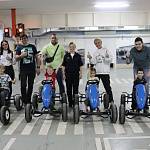 Госавтоинспекторы г. Кемерово совместно с педагогами провели для ребят обучающее занятие в автогородке