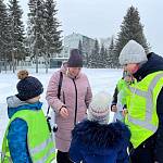 «У светофора нет каникул» - педагоги и активисты провели акцию для жителей и гостей г. Кемерово