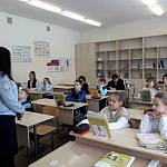 Встреча сотрудника ГИБДД с гимназистами в формате «вопрос-ответ» прошла накануне в Железногорске
