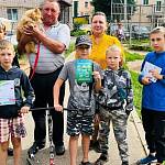В Новгородской области обучающие тренинги объединили детей и родителей в вопросах безаварийного движения на дворовых территориях