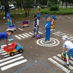 Как дошкольники изучают правила дорожного движения