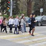 Юные пешеходы Нальчика моделируют безопасные маршруты в показательных экскурсиях