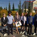 Инспекторы ГИБДД г. Кемерово и представители Кузбасской команды «Молодёжка ОНФ» провели со школьниками беседы о безопасности в дорожной среде