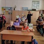 В Новосибирской области сотрудники Госавтоинспекции провели уроки для школьников по теме «Мой безопасный маршрут»