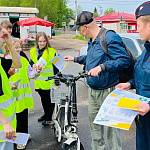 В Новгородской области «дорожный патруль» помог велолюбителям составить чек-лист по безопасному участию в дорожном движении