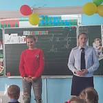 Инспекторы ГИБДД г. Кемерово и представители Кузбасской команды «Молодёжка ОНФ» провели со школьниками беседы о безопасности в дорожной среде