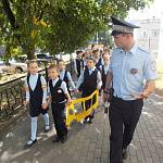 Белгородские школьники присоединились к акции «Шагающий автобус»