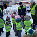 Интерактивные тренинги по дорожной безопасности знакомят юных новгородцев с правилами поведения в транспортной среде