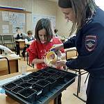 В Вологодской области дети высадили 50 растений для ветеранов Госавтоинспекции и образования