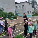 Дошкольники Железногорска вспомнили основы безопасности при движении на двухколесном транспорте
