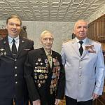 С Днем Победы ветеранов поздравили представители подразделений центрального аппарата МВД России 
