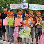Школьники Кызыла призывают водителей к бережному отношению к маленьким пешеходам